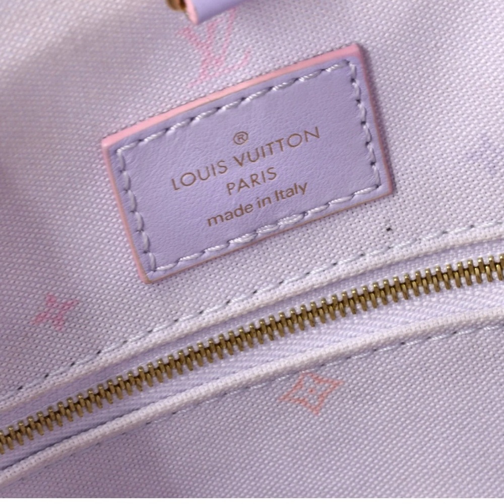 Louis Vuitton OnTheGo Tote Spring in the City GM - Picture 6 of 8